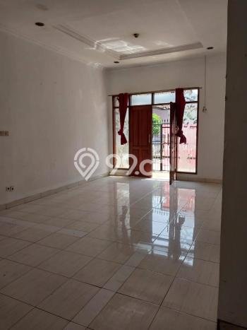 Untuk Dijual! Ruko di Kopo Bandung LT 252m2 / LB 200m2 Kawasan Strategis Untuk Dijual! Ruko di Kopo Bandung LT 252m2 / LB 200m2 Kawasan Strategis