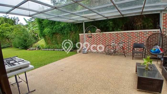 For Sale! Premium House LT 577m2 Desain Elegan di Dago Pakar For Sale! Premium House LT 577m2 Desain Elegan di Dago Pakar