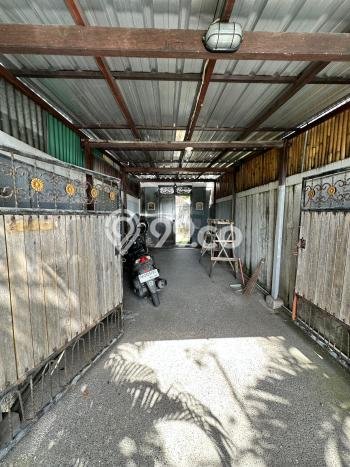 Rumah Sewa Badung LT 150m2 LB 150m2 Kawasan Kerobokan Kelod Rumah Sewa Badung LT 150m2 LB 150m2 Kawasan Kerobokan Kelod