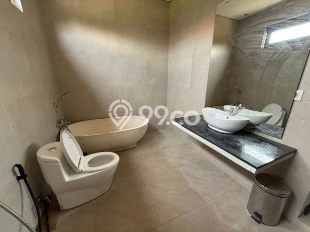 Jarang Ada! Rumah Sewa 4 Kamar Bagus Siap Huni Canggu Jarang Ada! Rumah Sewa 4 Kamar Bagus Siap Huni Canggu