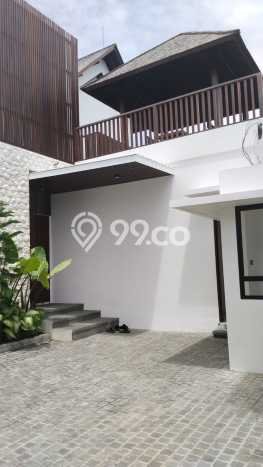 AREA PREMIUM! Vila Kawasan , Ukuran 450m2m², View Indah sekitar AREA PREMIUM! Vila Kawasan , Ukuran 450m2m², View Indah sekitar