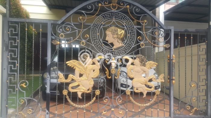 Dijual Rumah Premium dengan Fasilitas Sekitar Lengkap di Denpasar Barat, Denpasar Dijual Rumah Premium dengan Fasilitas Sekitar Lengkap di Denpasar Barat, Denpasar