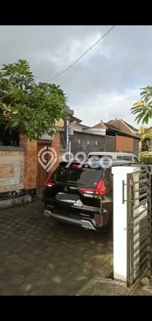 PREMIUM CHOICE! Rumah kawasan Dalung, 2 KT, Area Asri, LT 110m2m² LB 60m2m² PREMIUM CHOICE! Rumah kawasan Dalung, 2 KT, Area Asri, LT 110m2m² LB 60m2m²