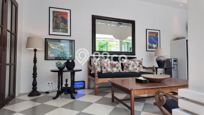 DIJUAL! Vila di , Luas 180m2m², Posisi Strategis DIJUAL! Vila di , Luas 180m2m², Posisi Strategis