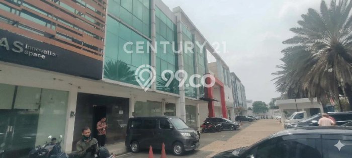 Unit Ruko Dijual di Jakarta Selatan LT 74m2 & LB 126m2 Unit Ruko Dijual di Jakarta Selatan LT 74m2 & LB 126m2