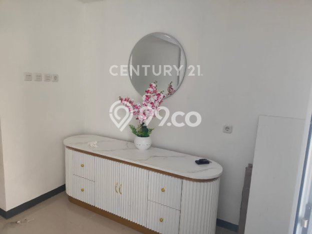 Rumah Strategis Modern Lb 90m2 di Kelapa Gading, Jakarta Utara Rumah Strategis Modern Lb 90m2 di Kelapa Gading, Jakarta Utara