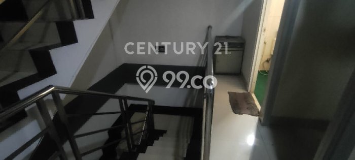 Unit Ruko Dijual di Jakarta Selatan LT 74m2 & LB 126m2 Unit Ruko Dijual di Jakarta Selatan LT 74m2 & LB 126m2
