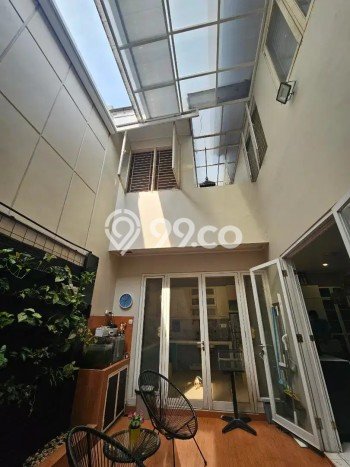 Rumah Elit Modern Tanpa Renovasi di BSD Tangerang Rumah Elit Modern Tanpa Renovasi di BSD Tangerang