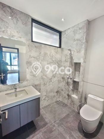 Siap Huni Hunian Elit 4 Kamar di BSD Dekat ke Mana Pun Siap Huni Hunian Elit 4 Kamar di BSD Dekat ke Mana Pun