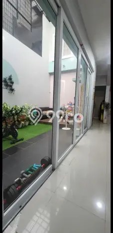 Ready to Use! Luxury House LT 144m2 Desain Elegan di BSD Ready to Use! Luxury House LT 144m2 Desain Elegan di BSD