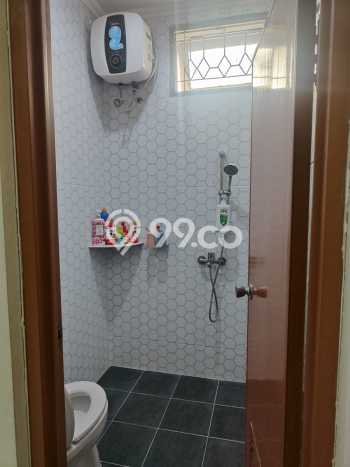 Rumah Modern 3 KT di Taman Surya Jakarta Barat Semi Furnished Rumah Modern 3 KT di Taman Surya Jakarta Barat Semi Furnished