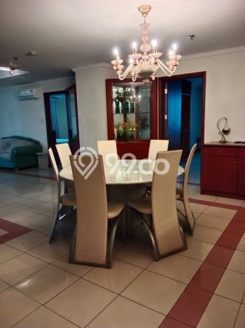 Hunian Apartemen Eksklusif untuk Dijual di Jakarta Utara dengan 4 BR & 2 Kamar Mandi Hunian Apartemen Eksklusif untuk Dijual di Jakarta Utara dengan 4 BR & 2 Kamar Mandi