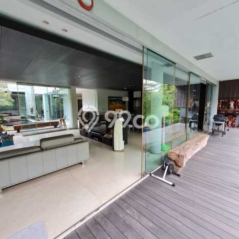 For Sale! Premium House LT 1130m2 Desain Modern di Pantai Indah Kapuk For Sale! Premium House LT 1130m2 Desain Modern di Pantai Indah Kapuk