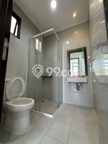 For Sale Hunian Rumah Nyaman 3 Kamar di Pantai Indah Kapuk 2, Jakarta Utara For Sale Hunian Rumah Nyaman 3 Kamar di Pantai Indah Kapuk 2, Jakarta Utara