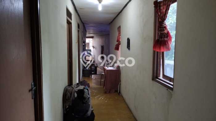 For Sale! Luxury House LT 144m2 Desain Elegan di Cikoko For Sale! Luxury House LT 144m2 Desain Elegan di Cikoko