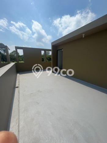 Disewakan Ruko di Kawasan Ramai Kota Baru Parahyangan Luas 210m2 Disewakan Ruko di Kawasan Ramai Kota Baru Parahyangan Luas 210m2