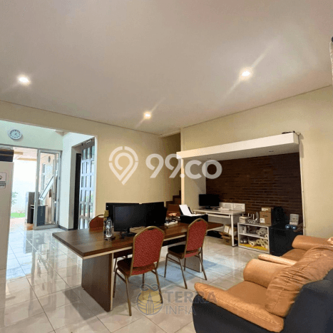 Rumah Mewah LB 200m2 Siap Huni Desain Elegan di Pasteur, Bandung Rumah Mewah LB 200m2 Siap Huni Desain Elegan di Pasteur, Bandung