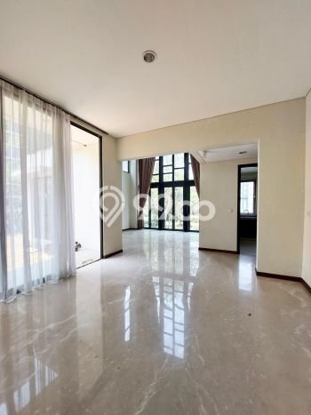 Jual Rumah Luas Megah Dengan View Eksklusif di BSD, Tangerang Jual Rumah Luas Megah Dengan View Eksklusif di BSD, Tangerang