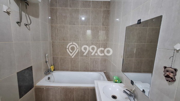 DIJUAL CEPAT! Rumah Asri di BSD The Green, Tangerang, LT 200m² Bangunan 198m² Bisa Nego! DIJUAL CEPAT! Rumah Asri di BSD The Green, Tangerang, LT 200m² Bangunan 198m² Bisa Nego!