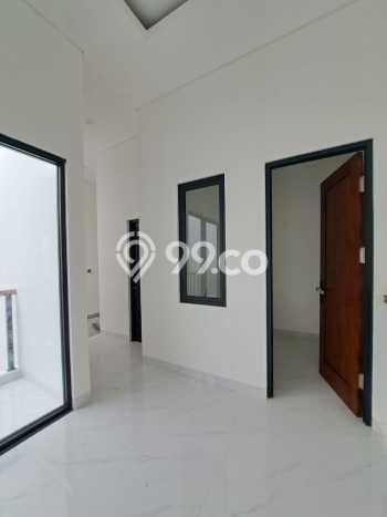Ready to Use! Luxury House LT 135m2 Desain Elegan di BSD Kencana Loka Ready to Use! Luxury House LT 135m2 Desain Elegan di BSD Kencana Loka