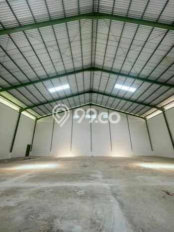 Unit Komersial Disewakan di Tangerang Area Strategis Harga Kompetitif Unit Komersial Disewakan di Tangerang Area Strategis Harga Kompetitif