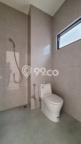 Ruko Kawasan BSD, Luas 146m², Kawasan Berkembang, Jalan Utama Ruko Kawasan BSD, Luas 146m², Kawasan Berkembang, Jalan Utama
