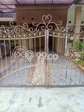 Rumah sewa siap huni 2 KT di Graha Bintaro, Jakarta Selatan Rumah sewa siap huni 2 KT di Graha Bintaro, Jakarta Selatan