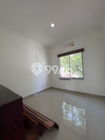Hunian Mewah LB 305m2 Siap Huni Desain Elegan di Alam Sutera, Tangerang Hunian Mewah LB 305m2 Siap Huni Desain Elegan di Alam Sutera, Tangerang
