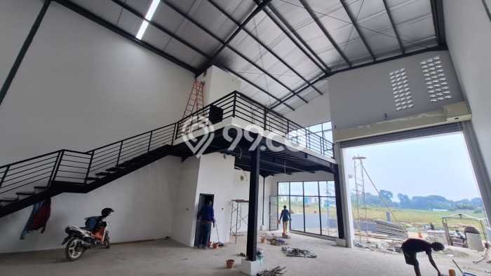 Disewakan Gudang Premium di Legok, Luas 240m², Lokasi Komersial, Akses Bagus Disewakan Gudang Premium di Legok, Luas 240m², Lokasi Komersial, Akses Bagus