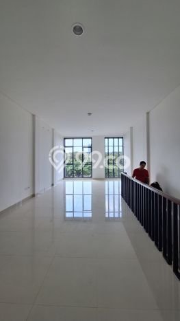 Ruko Kawasan BSD, Luas 146m², Kawasan Berkembang, Jalan Utama Ruko Kawasan BSD, Luas 146m², Kawasan Berkembang, Jalan Utama