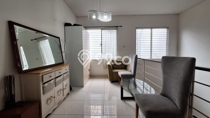 DIJUAL CEPAT! Rumah Asri di BSD The Green, Tangerang, LT 200m² Bangunan 198m² Bisa Nego! DIJUAL CEPAT! Rumah Asri di BSD The Green, Tangerang, LT 200m² Bangunan 198m² Bisa Nego!