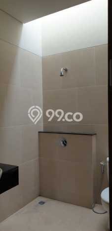 For Sale! Premium House LT 200m2 Desain Elegan di Alam Sutera For Sale! Premium House LT 200m2 Desain Elegan di Alam Sutera