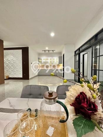 Rumah Minimalis 7 KT di Delta Mas Bekasi Rumah Minimalis 7 KT di Delta Mas Bekasi