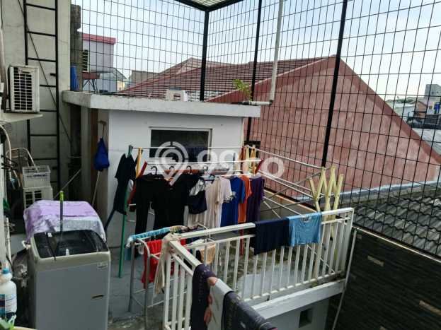 Rumah Mewah Dijual LT 175m2 di Duren Sawit, Jakarta Timur Rumah Mewah Dijual LT 175m2 di Duren Sawit, Jakarta Timur