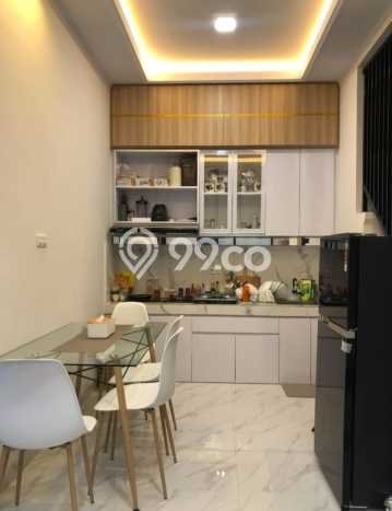 Rumah Strategis Modern Lb 180m2 di Jagakarsa, Jakarta Selatan Rumah Strategis Modern Lb 180m2 di Jagakarsa, Jakarta Selatan
