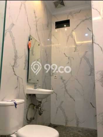 Rumah Strategis Modern Lb 180m2 di Jagakarsa, Jakarta Selatan Rumah Strategis Modern Lb 180m2 di Jagakarsa, Jakarta Selatan