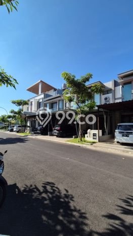 Ready to Use! Luxury House LT 144m2 Desain Elegan di Tanjung Bunga Ready to Use! Luxury House LT 144m2 Desain Elegan di Tanjung Bunga