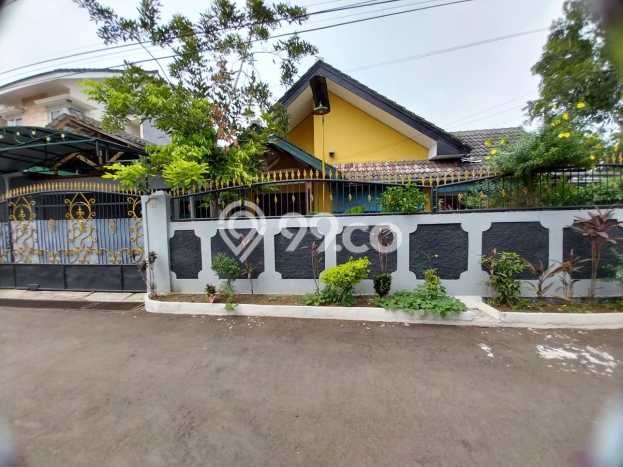 Rumah Elit Modern Tanpa Renovasi di Pondok Gede Bekasi Rumah Elit Modern Tanpa Renovasi di Pondok Gede Bekasi