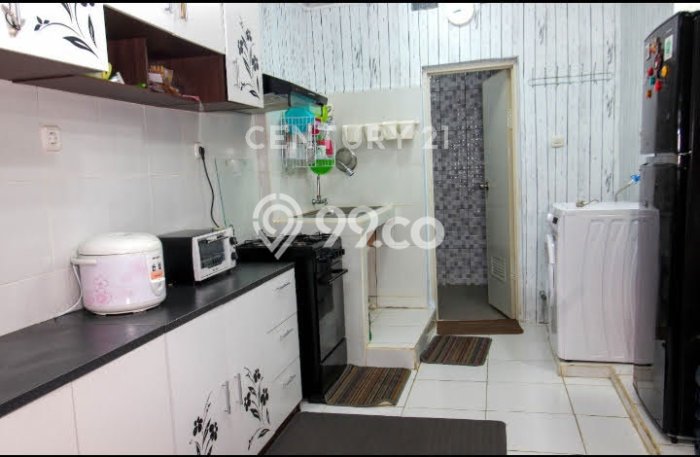 Jual Rumah Eksklusif 3 KT di Salemba, Jakarta Pusat Jual Rumah Eksklusif 3 KT di Salemba, Jakarta Pusat