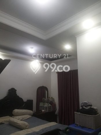 Hunian Elit LB 300m2 Siap Pakai Desain Elegan di Cipinang, Jakarta Timur Hunian Elit LB 300m2 Siap Pakai Desain Elegan di Cipinang, Jakarta Timur