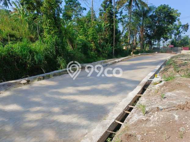Tanah Area Berkembang di Jatinangor, Luas 114m², Lingkungan Asri, Dekat Jatinangor, Sumedang, Sumedang Tanah Area Berkembang di Jatinangor, Luas 114m², Lingkungan Asri, Dekat Jatinangor, Sumedang, Sumedang