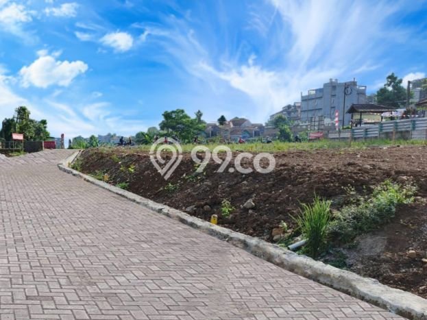 Untuk Dijual Tanah di Coblong Bandung Luas 105m2 SHM Untuk Dijual Tanah di Coblong Bandung Luas 105m2 SHM