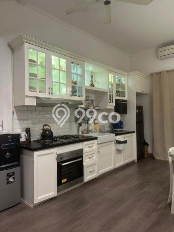 Rumah Strategis Modern Lb 130m2 di BSD, Tangerang Selatan Rumah Strategis Modern Lb 130m2 di BSD, Tangerang Selatan