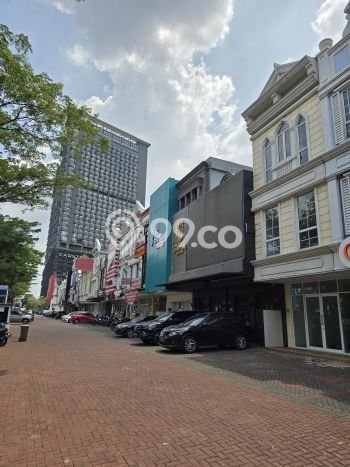 For Rent Ruko Premium di Gading Serpong, Luas 240m², Area Bisnis, Jalan Mudah For Rent Ruko Premium di Gading Serpong, Luas 240m², Area Bisnis, Jalan Mudah