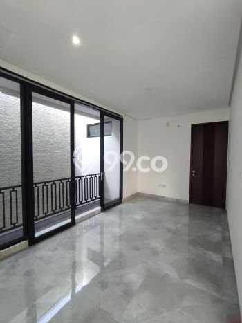 Dijual Rumah Luas Elegan Dengan View Cantik di Sektor 9-Bintaro, Tangerang Selatan Dijual Rumah Luas Elegan Dengan View Cantik di Sektor 9-Bintaro, Tangerang Selatan