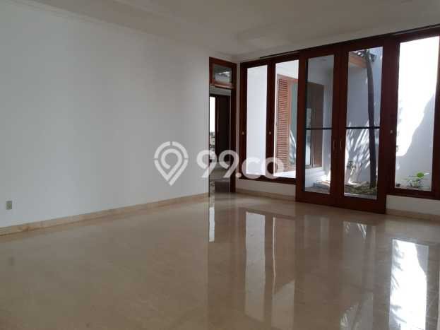 Dijual Rumah Luas Megah Dengan View Eksklusif di Pejaten, Jakarta Selatan Dijual Rumah Luas Megah Dengan View Eksklusif di Pejaten, Jakarta Selatan