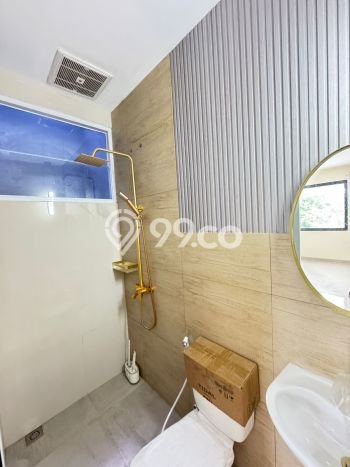 For Sale Hunian Rumah Terawat 3 Kamar di BSD Kencana Loka, Tangerang For Sale Hunian Rumah Terawat 3 Kamar di BSD Kencana Loka, Tangerang