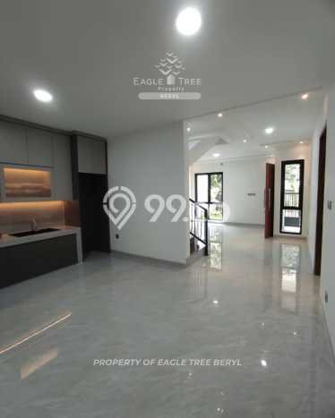 Rumah Luxury Modern Tanpa Renovasi di Graha Raya Tangerang Rumah Luxury Modern Tanpa Renovasi di Graha Raya Tangerang