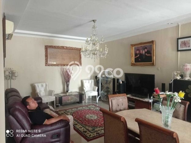 Rumah Mewah LB 290m2 Siap Huni Desain Elegan di BSD City, Tangerang Rumah Mewah LB 290m2 Siap Huni Desain Elegan di BSD City, Tangerang