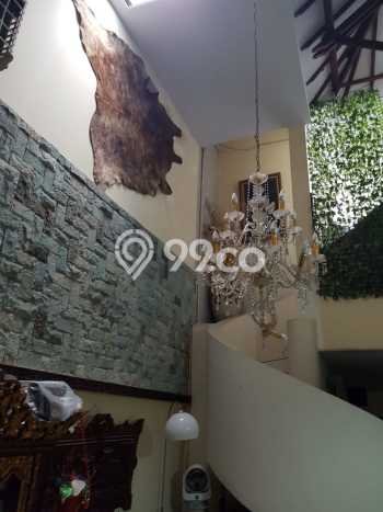 Hunian Mewah Siap Huni LT 312m2 di Kebayoran Baru, Jakarta Selatan Hunian Mewah Siap Huni LT 312m2 di Kebayoran Baru, Jakarta Selatan